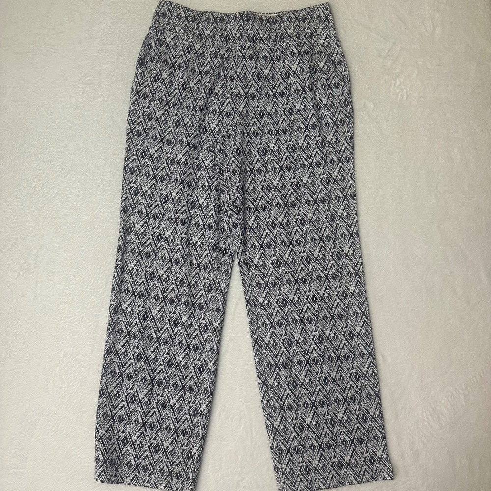 Belle by Kim Gravel Pants Size M Black White Diamond Geometric Pull On Stretchy